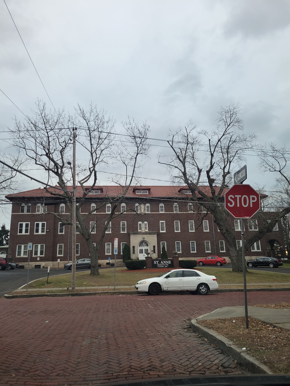 Saint Anne Institute